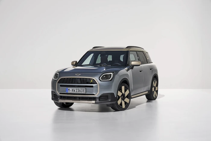 mini-countryman-e1.webp